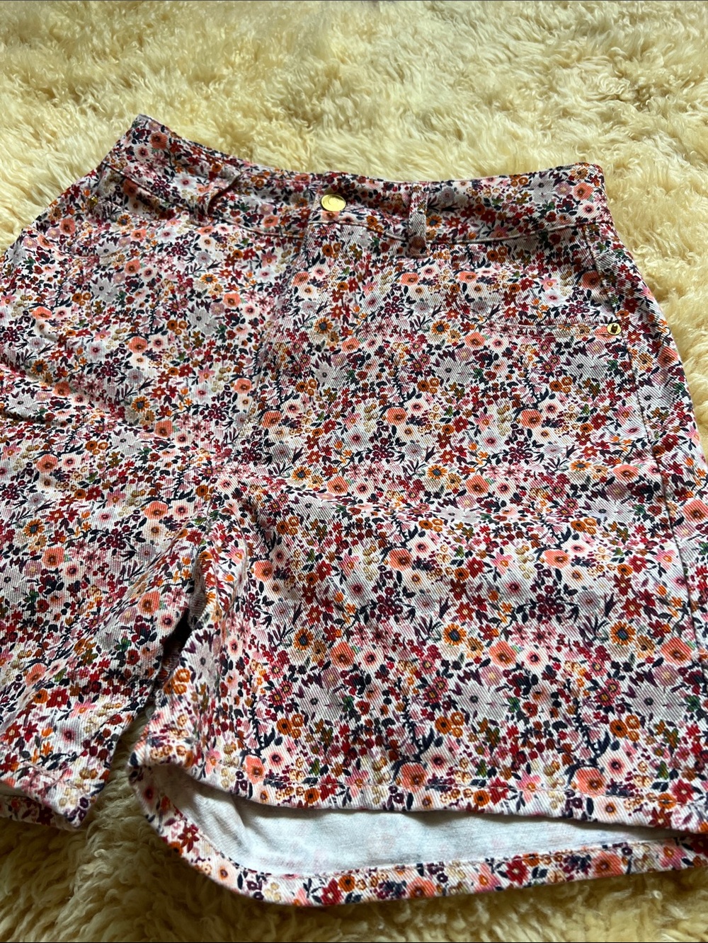 TWIK - Floral High-Waist Women’s Shorts - Pink Floral